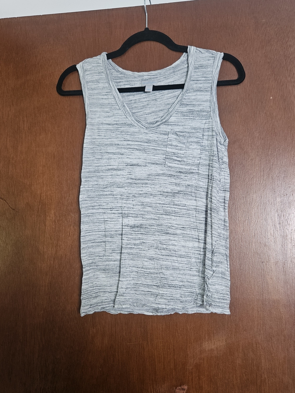 belle sky Heather Gray V-Neck Tank Top with Chest Pocket